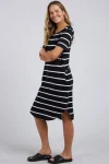 bay-stripe-dress-SdRLELXV-0.webp