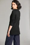 contrast-pocket-top-xZUGYJYV-0.webp