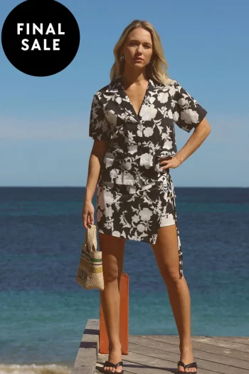 SARA FOX Shirts-FLORENCE S/S SHIRT BLACK-WHITE