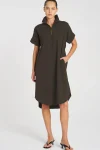 half-zip-dress-UORQgJTo-0.webp