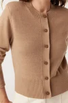harriet-merino-cardigan-ZLvaCEBg-0.webp