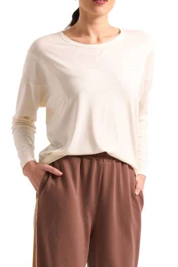 FOIL Tops|Winter Style-JUST WING IT TOP VANILLA