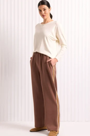 FOIL Tops|Winter Style-JUST WING IT TOP VANILLA