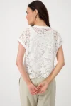 lace-tee-ZAnBEOia-0.webp