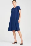 transit-t-dress-eBSzKNwA-0.webp