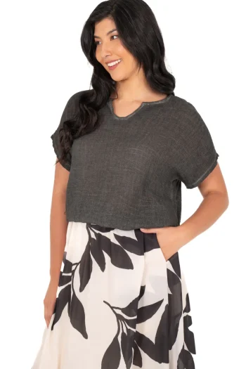 MADE IN ITALY Tops-V NECK TOP BLACK